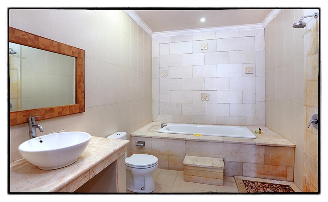 Mascot Hotel Сенггиги Экстерьер фото