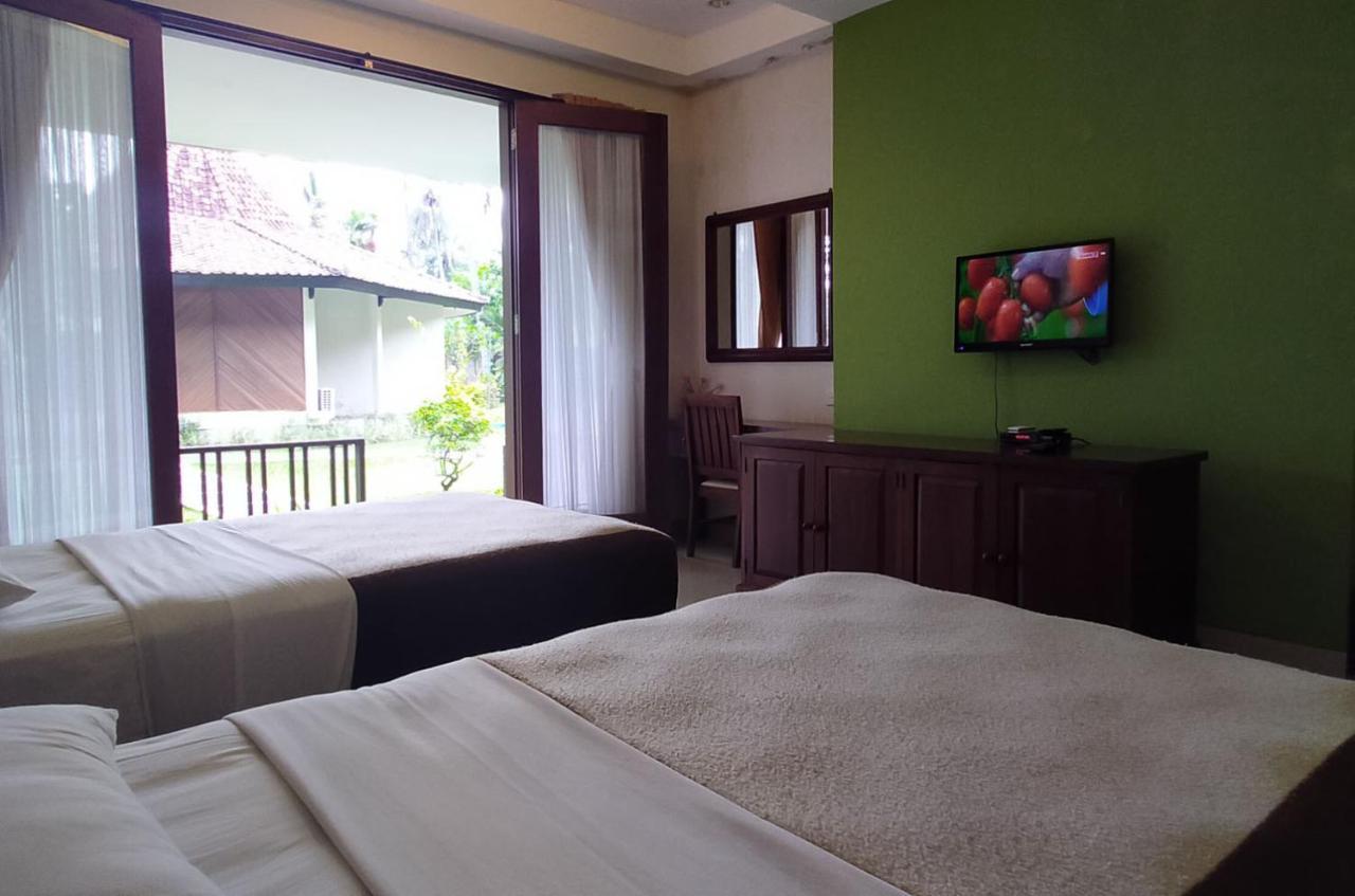Mascot Hotel Сенггиги Экстерьер фото